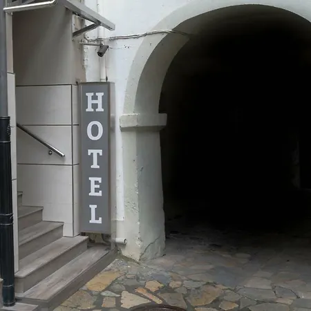 Hotel Arco 2*